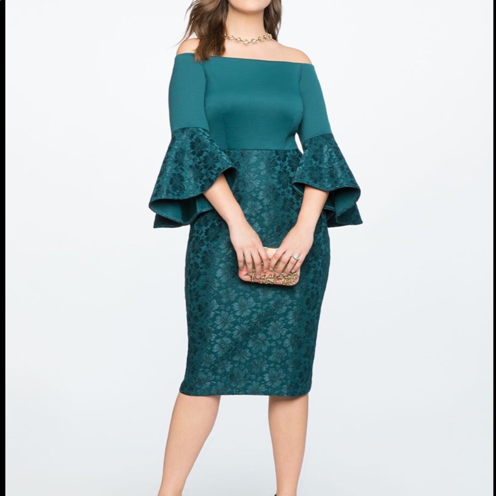 Green beautiful dress bell sleeve size 18